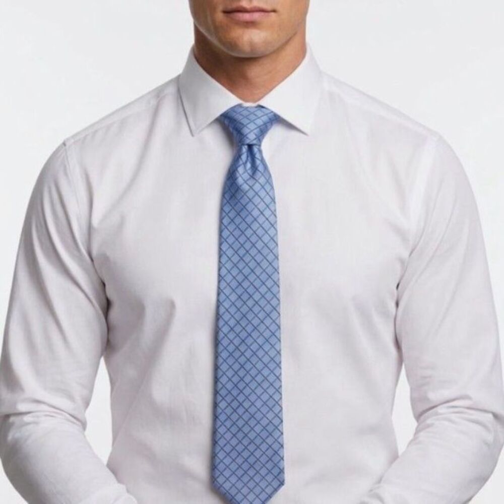 Tommy Hilfiger Men's NWOT Light Blue Grid Check 100% Silk Tie